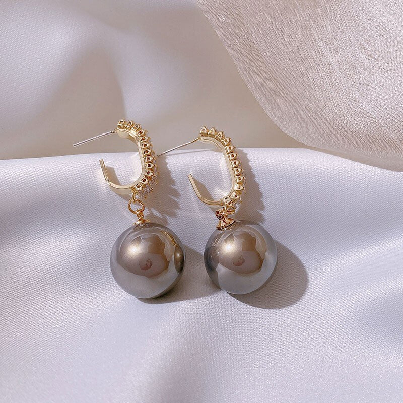 Olivia Pearl Drop Earrings