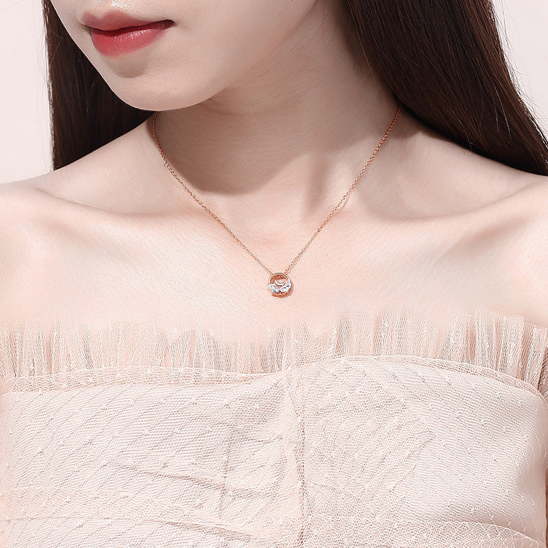 S925 Crescent Necklace