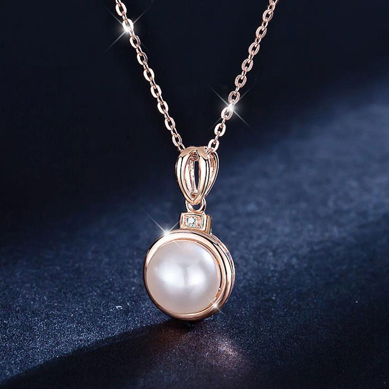 Delicate freshwater pearl necklace