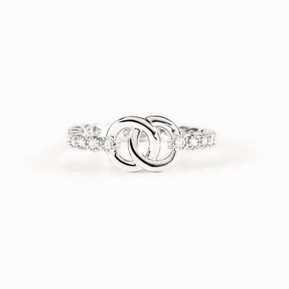 Mother & Daughter Forever Linked Pavé Interlocking Ring